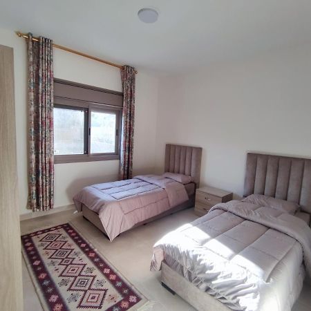 Red Rose City Apartment Wadi Musa Exterior photo